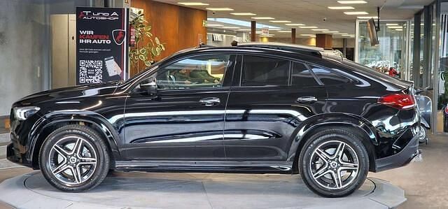 Gebraucht Mercedes GLE300 AMG 272 PS (200 kW) 2023 Schwarz Coupé