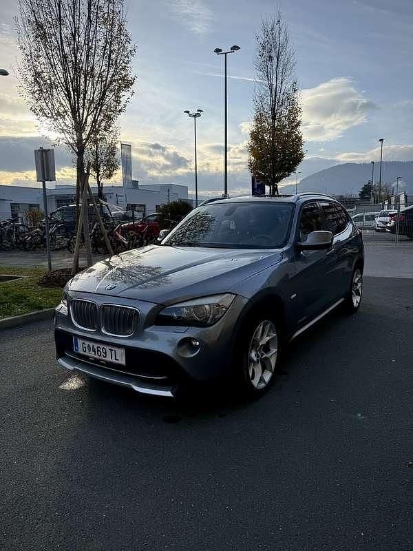 Grau Gebraucht 2011 BMW X1 SUV | € 11.900 (Etwas zu teuer) - Bild 1/4