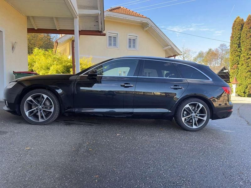 Schwarz Gebraucht 2017 Audi A4 Design Kombi | € 22.990 (Etwas zu teuer) - Bild 1/4