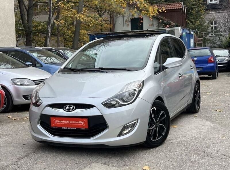 Gebraucht 2012 Hyundai ix20 Comfort Kleinwagen | € 7.999 - Bild 1/4