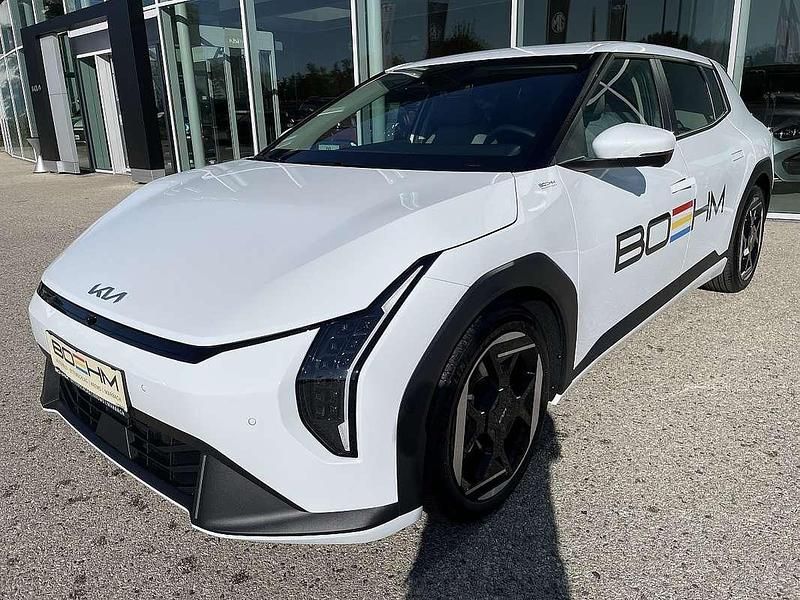 Gebraucht Kia EV4 Plus 150 kW (204 PS) 2025 Weiß Kleinwagen