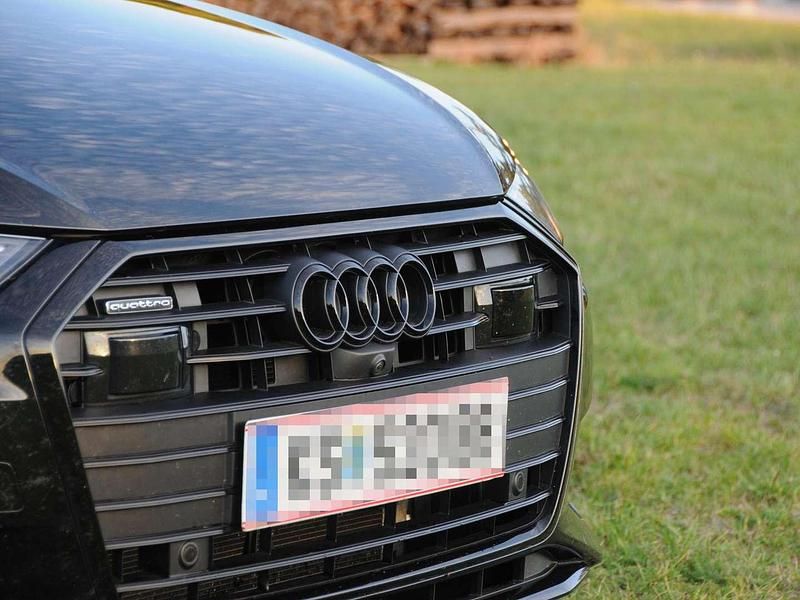 Gebraucht Audi A6 Sport 204 PS (150 kW) 2023 Schwarz Kombi