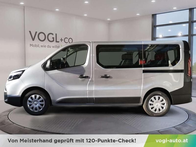 Neu Nissan Primastar Acenta 150 PS (110 kW) 2025 Silber Van / Kleinbus