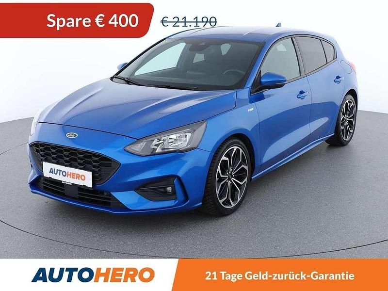 Blau Gebraucht 2020 Ford Focus ST-Line Kleinwagen | € 20.790 (Etwas zu teuer) - Bild 1/3