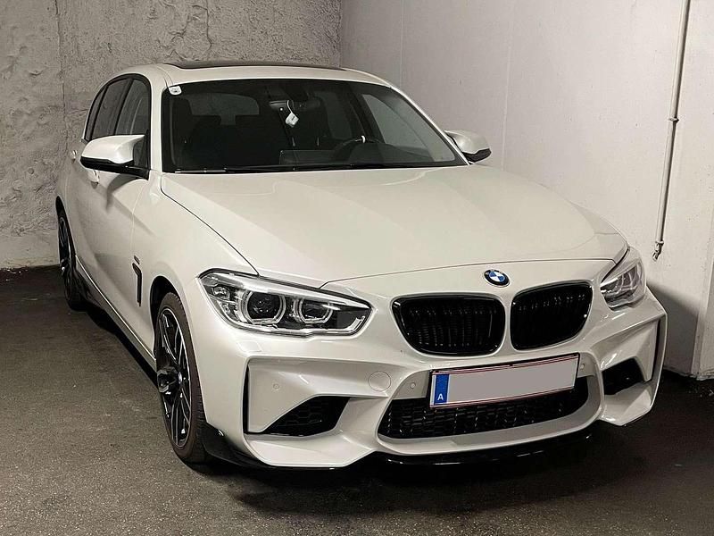 Weiß Gebraucht 2017 BMW 118 Sport Line Kleinwagen | € 24.990 - Bild 1/4