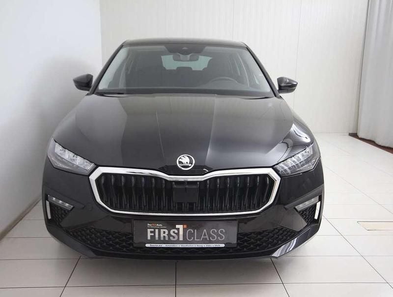 Gebraucht Skoda Scala Selection 95 PS (69 kW) 2025 Schwarz  metallicperleffektno Kleinwagen