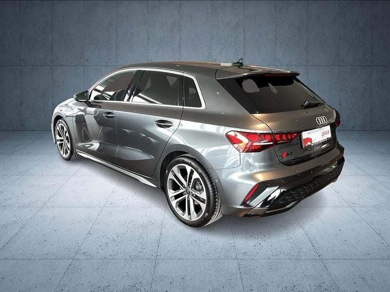 Gebraucht Audi A3 S-Line 150 PS (110 kW) 2025 Mittelgrau  metallicperleffekt