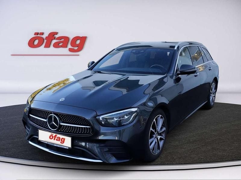 Gebraucht Mercedes E220 200 PS (147 kW) 2023 Rot Kombi