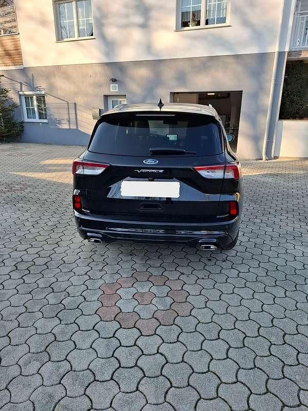Gebraucht Ford Kuga Vignale 152 PS (111 kW) 2023 Schwarz SUV