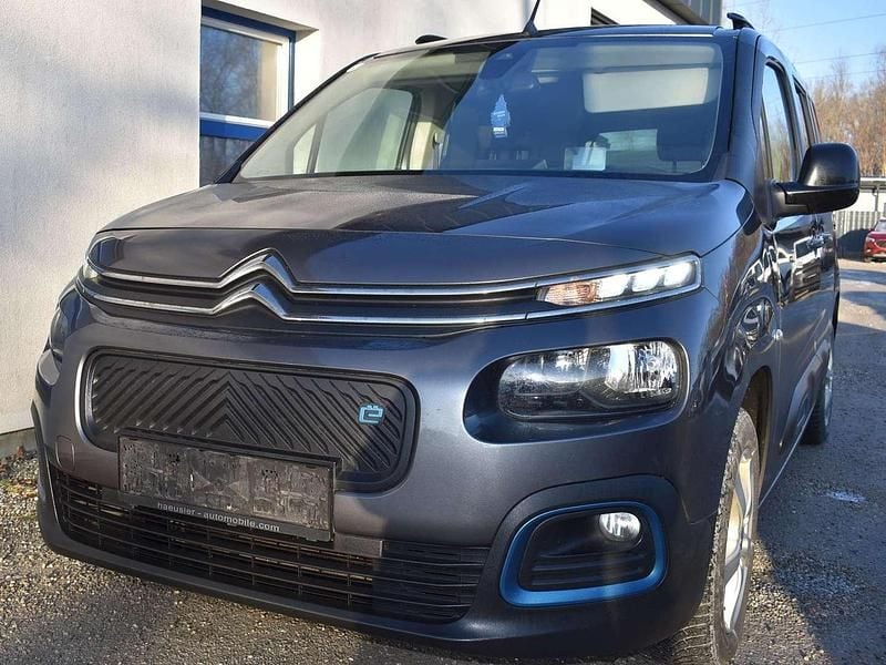 Grau Gebraucht 2021 Citroën e-Berlingo Van / Kleinbus | € 15.900 - Bild 1/4