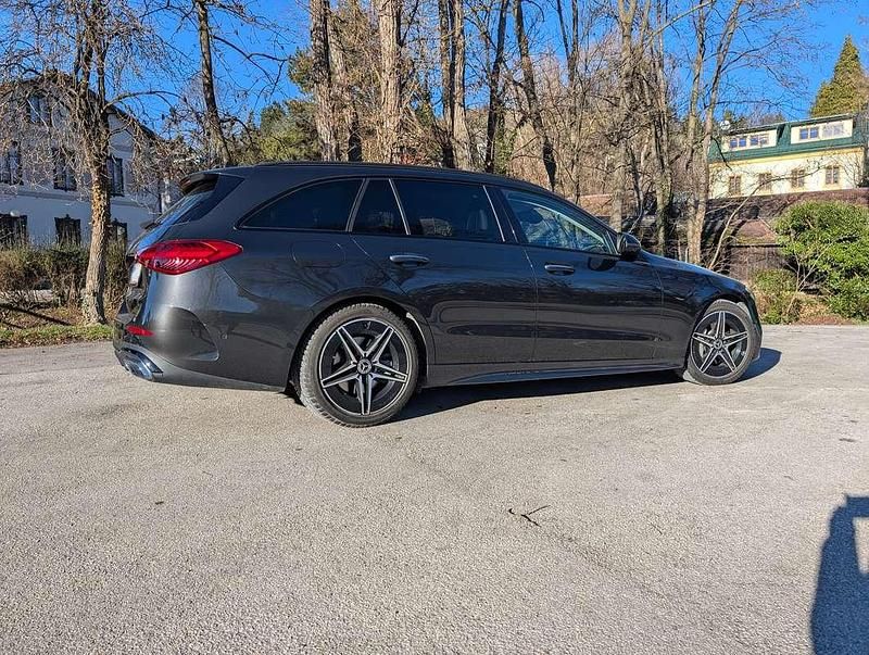 Gebraucht Mercedes C200 204 PS (150 kW) 2021 Grau Kombi