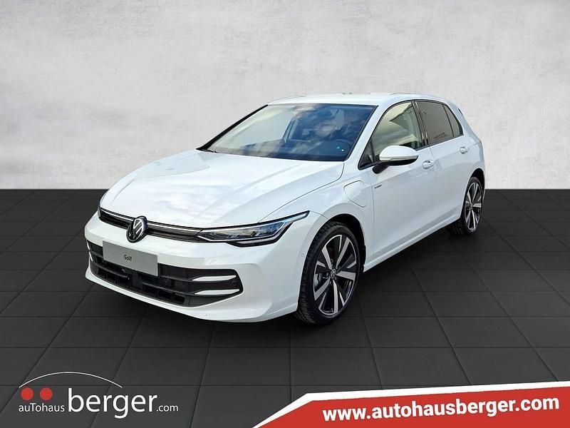 Neu VW Golf VIII 150 PS (110 kW) 2025 Weiß Limousine