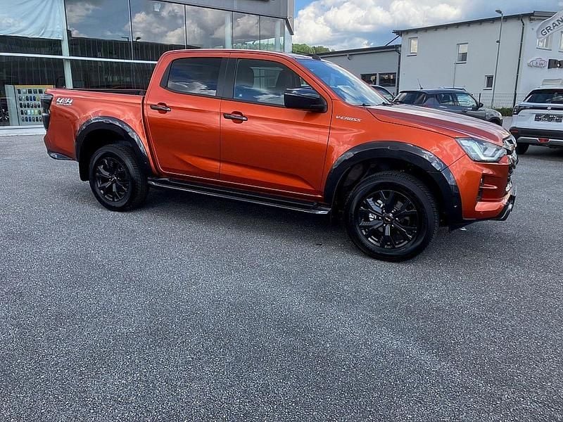 Neu Isuzu D-Max 163 PS (119 kW) 2025 Orange Abholung