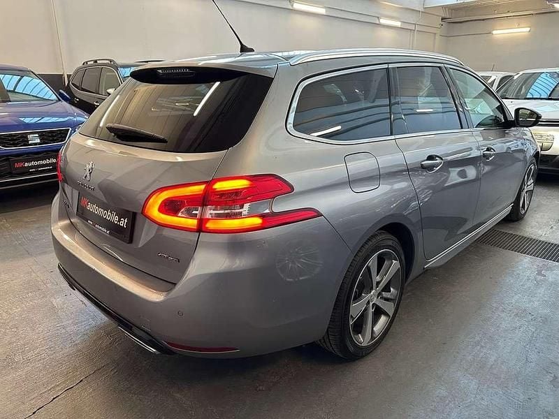 Gebraucht Peugeot 308 SW GT-line 120 PS (88 kW) 2018 Grau Kombi