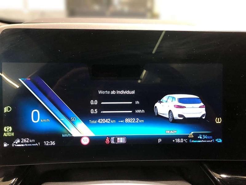 Gebraucht BMW 230 Efficient Dynamics 150 PS (110 kW) 2023 Weiß Van / Kleinbus