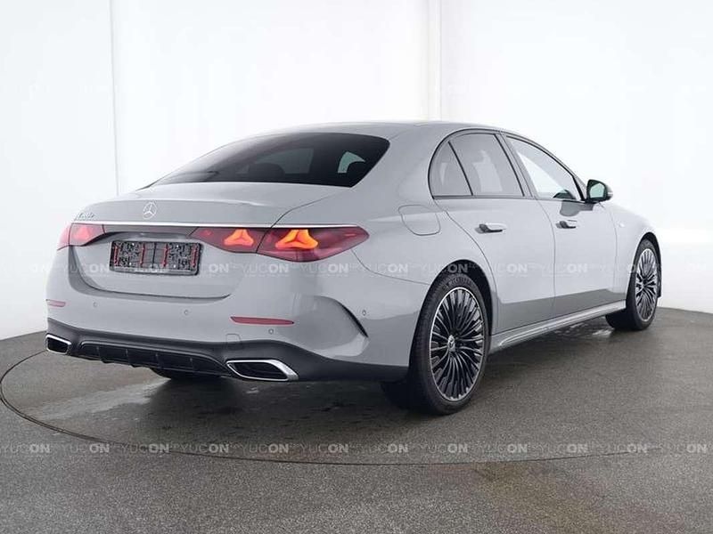Gebraucht Mercedes E300 AMG line 204 PS (150 kW) 2025 Grau Limousine