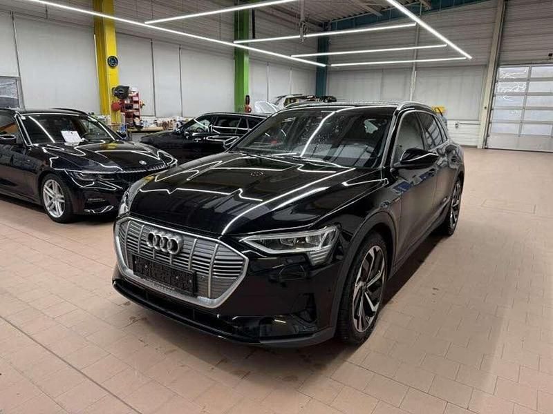 Gebraucht Audi e-tron Ambiente 300 kW (408 PS) 2021 Schwarz SUV