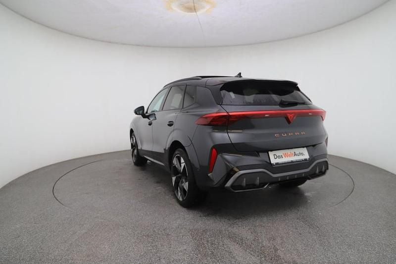 Neu Cupra Terramar 150 PS (110 kW) 2026 Dunkelgrau  metallic SUV