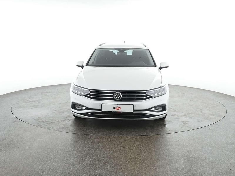 Gebraucht VW Passat Business 150 PS (110 kW) 2020 Weiss  metallic Kombi