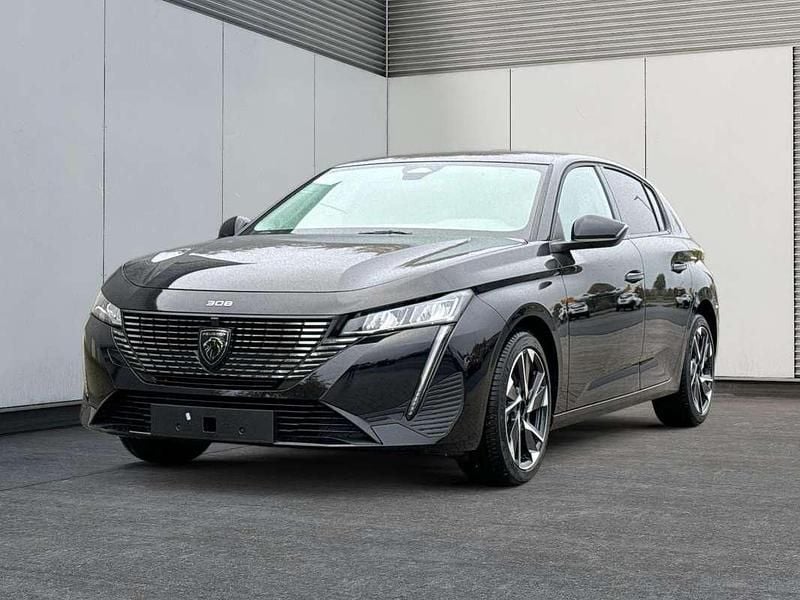 Neu Peugeot 308 Allure 131 PS (96 kW) 2025 Schwarz Limousine