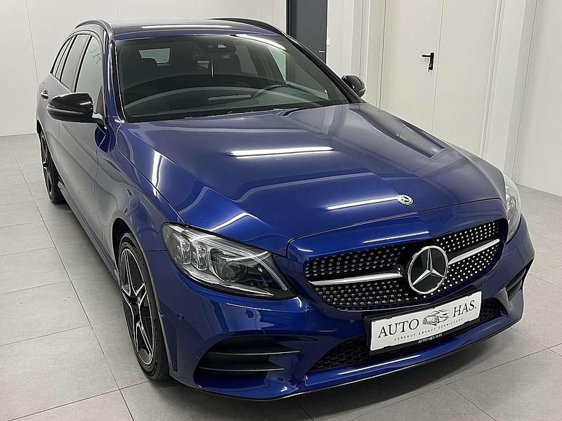 Blau Gebraucht 2018 Mercedes C220 AMG line Kombi | € 26.950 (Etwas zu teuer) - Bild 1/4