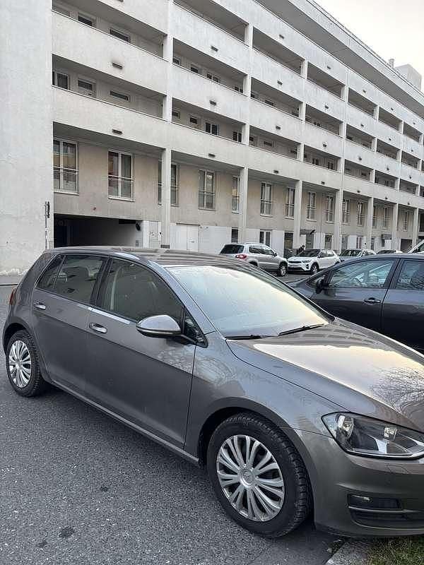 Gebraucht VW Golf VII Comfortline 105 PS (77 kW) 2013 Limousine