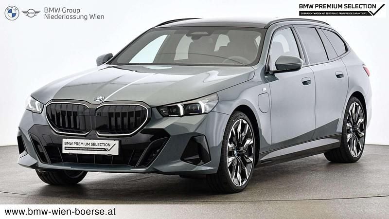 Grün Gebraucht 2025 BMW 530e Efficient Dynamics Kombi | € 70.991 - Bild 1/4
