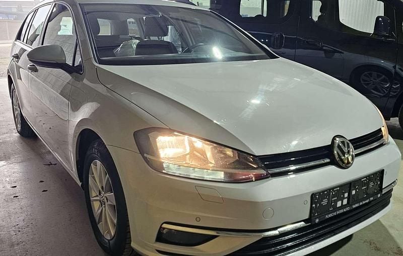 Weiß Gebraucht 2017 VW Golf VII Kombi | € 8.690 (Fairer Preis) - Bild 1/4
