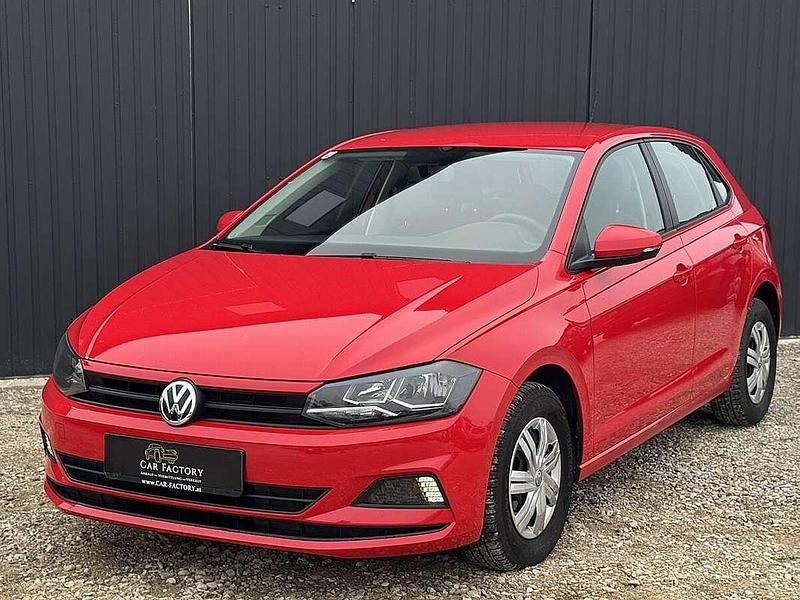 Gebraucht VW Polo 65 PS (47 kW) 2018 Rot Limousine