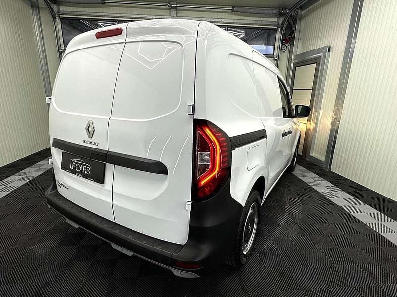 Gebraucht Renault Kangoo 95 PS (69 kW) 2021 Weiß Van / Kleinbus