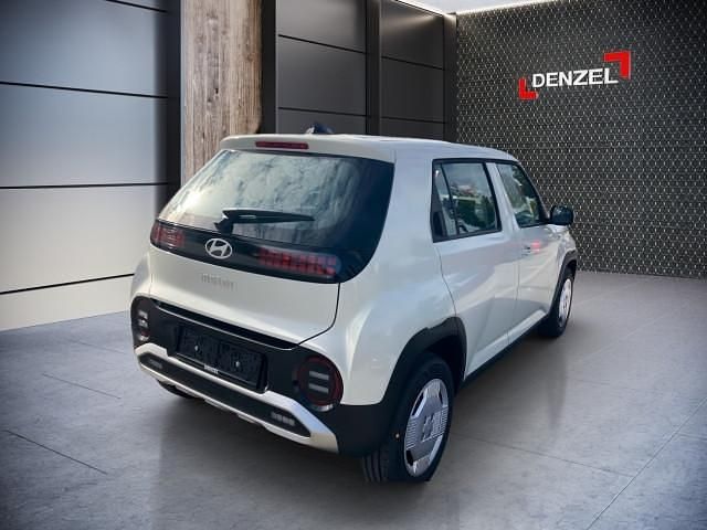 Neu Hyundai Inster 84 kW (115 PS) 2025 Unbleached ivory Kleinwagen