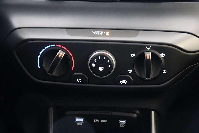 Gebraucht Hyundai i20 GO! 77 PS (56 kW) 2024 Blau Kleinwagen