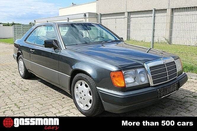 Gebraucht Mercedes 230 132 PS (97 kW) 1992 Schwarz Coupé