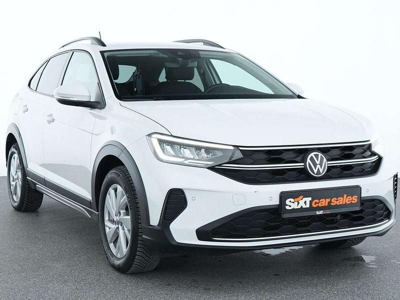 Weiß Gebraucht 2023 VW Taigo Pro SUV | € 17.220 - Bild 1/3