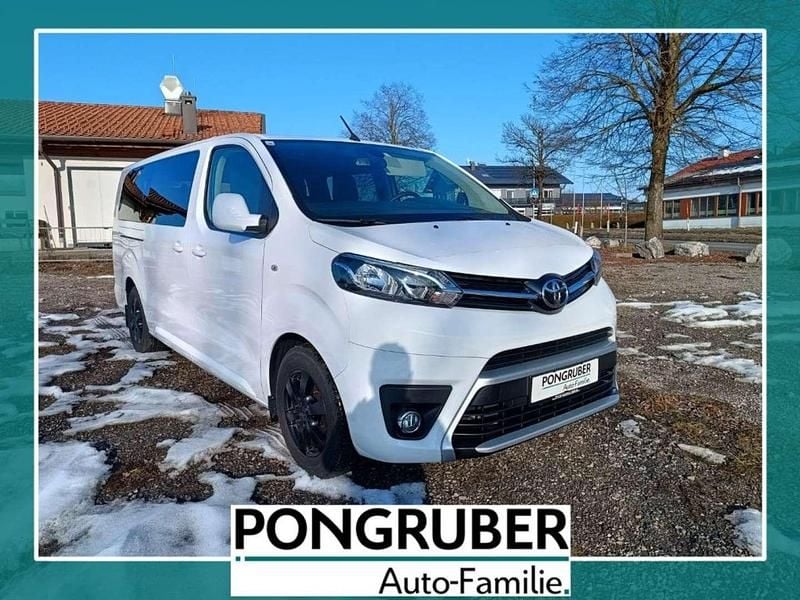 Gebraucht Toyota Proace 144 PS (105 kW) 2021 Weiß Van / Kleinbus