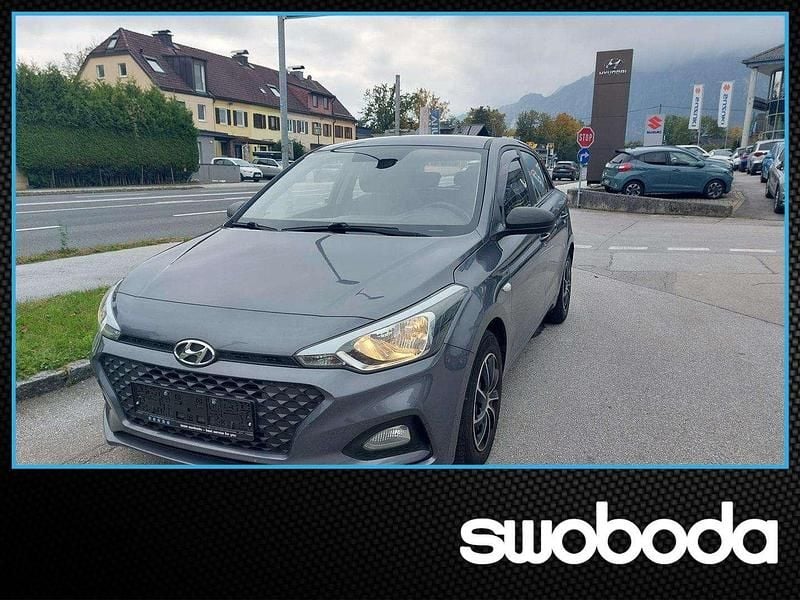 Grau Gebraucht 2019 Hyundai i20 Limousine | € 8.690 (Guter Preis) - Bild 1/4