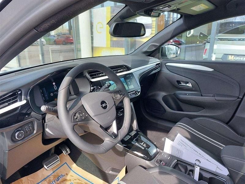 Neu Opel Corsa 145 PS (106 kW) 2025 Silber Limousine