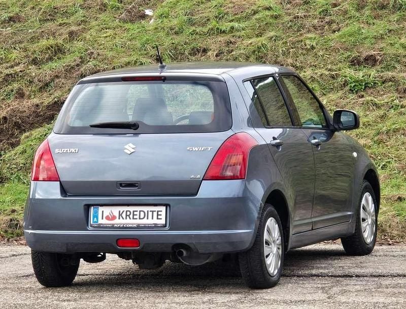 Gebraucht Suzuki Swift Snow 92 PS (67 kW) 2007 Grau Kleinwagen