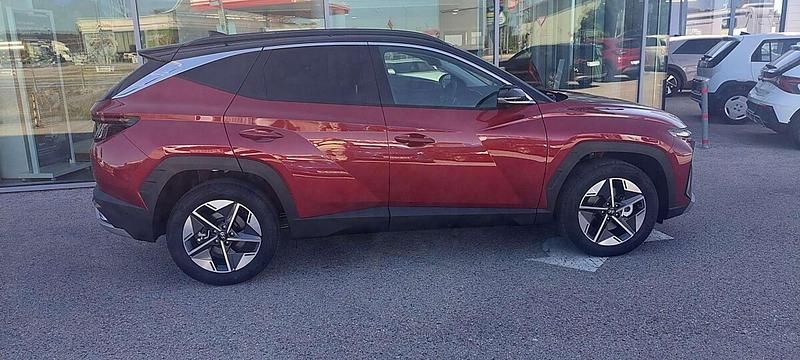 Gebraucht Hyundai Tucson 215 PS (158 kW) 2025 Rot SUV