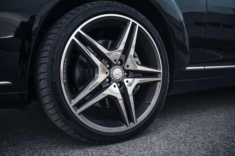 Gebraucht Mercedes S500 387 PS (284 kW) 2010 Schwarz Limousine