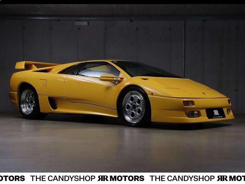 Gelb Gebraucht 1991 Lamborghini Diablo Coupé | € 319.900 - Bild 1/4