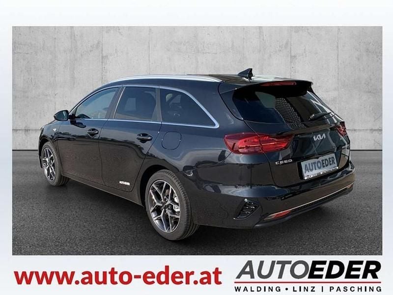 Neu Kia Ceed Sportswagon Silver 101 PS (74 kW) 2026 Kombi
