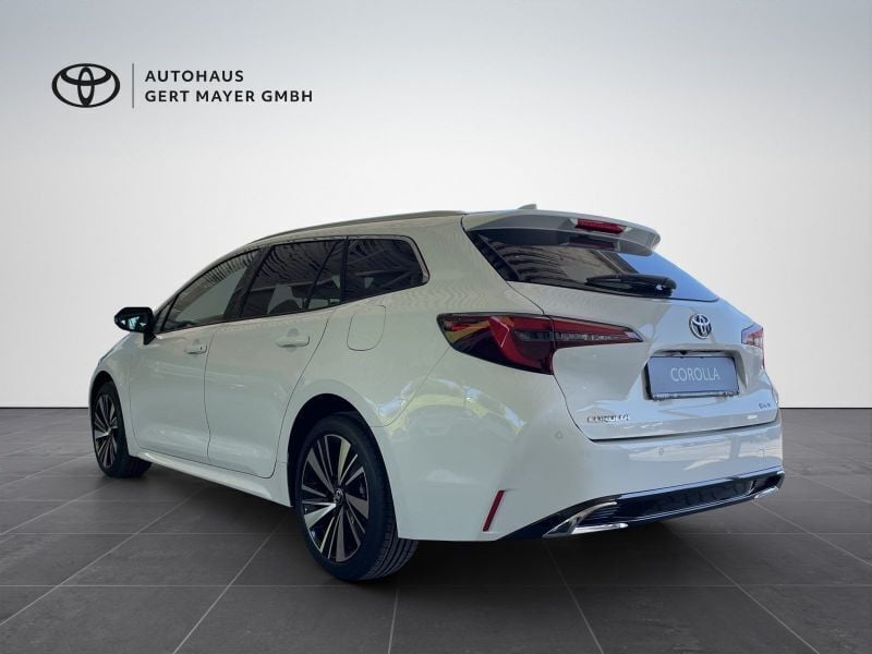 Neu Toyota Corolla Hybrid Active 140 PS (102 kW) 2025 Kombi