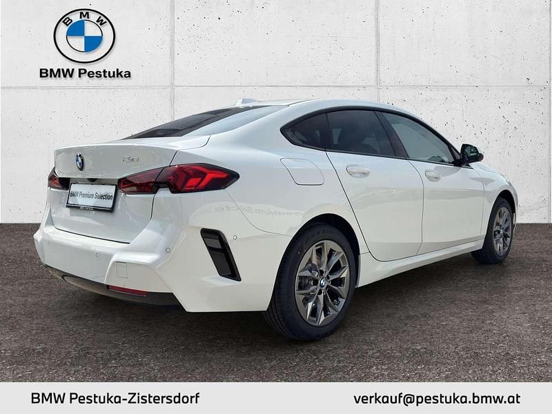 Gebraucht BMW 216 Shadowline 122 PS (89 kW) 2025 Alpinweiß Coupé