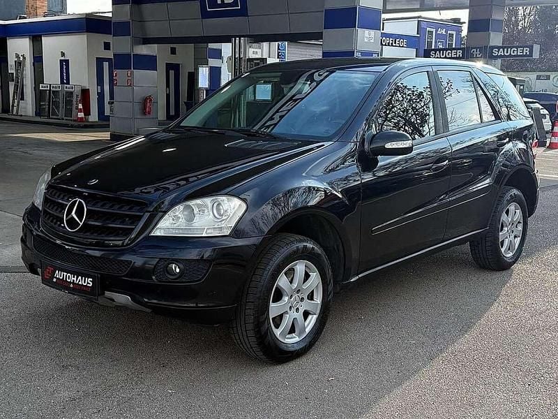 Gebraucht Mercedes ML280 190 PS (139 kW) 2007 Schwarz SUV