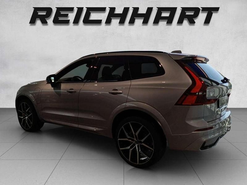 Neu Volvo XC60 310 PS (228 kW) 2025 Silber SUV