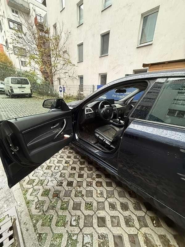 Gebraucht BMW 318 Gran Turismo 143 PS (105 kW) 2014 Limousine