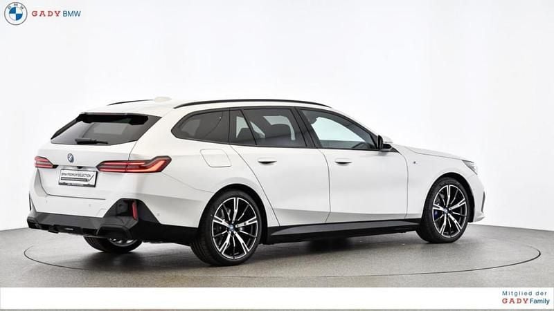 Gebraucht BMW 530 M Sport 190 PS (139 kW) 2024 Kombi