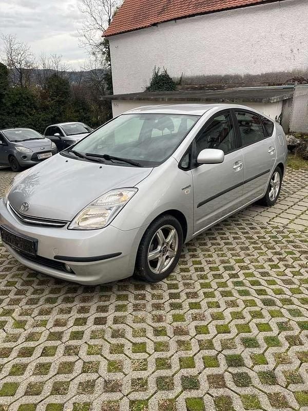 Gebraucht Toyota Prius 72 PS (52 kW) 2008 Limousine