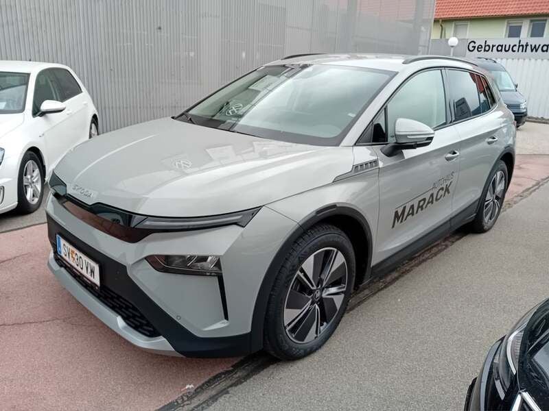 Mittelgrau normal Gebraucht 2025 Skoda Elroq SUV | € 41.490 (Etwas zu teuer) - Bild 1/4